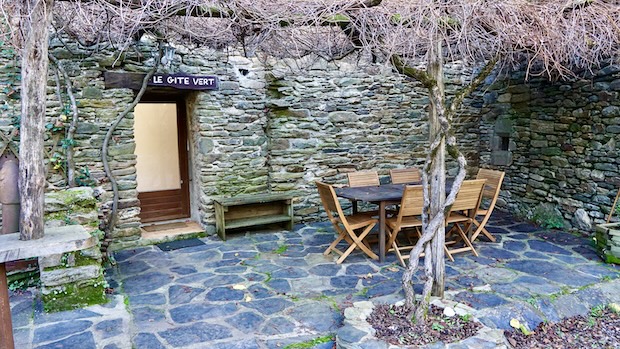 Gîte Vert Terrace in Winter